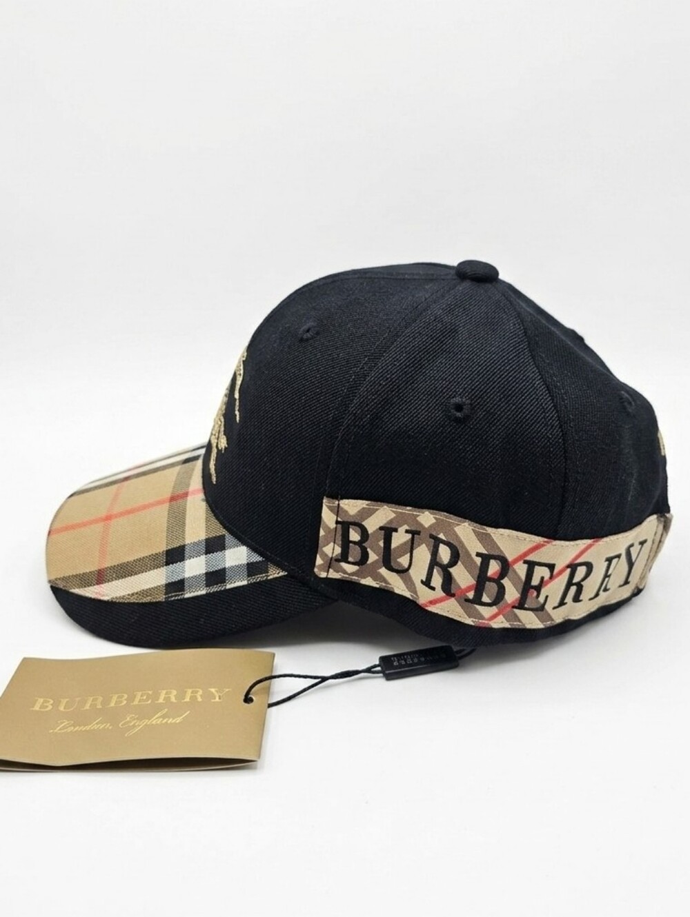 🔥NWT‼️✨ Burberry ✨ Black Baseball Cap Hat with Tan Vintage Check Brim - Unisex - Picture 3 of 14
